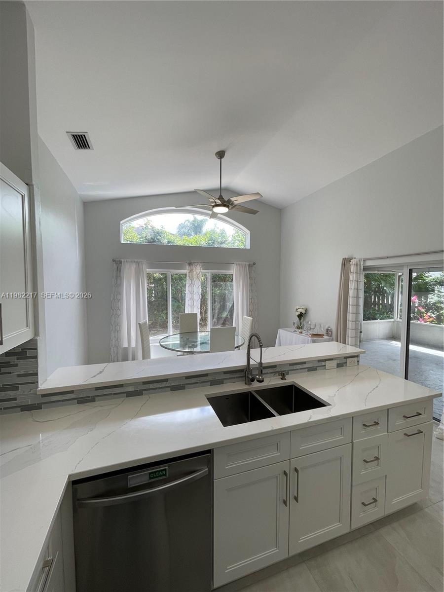 WINSTON PARK SECTION ONE - Residential