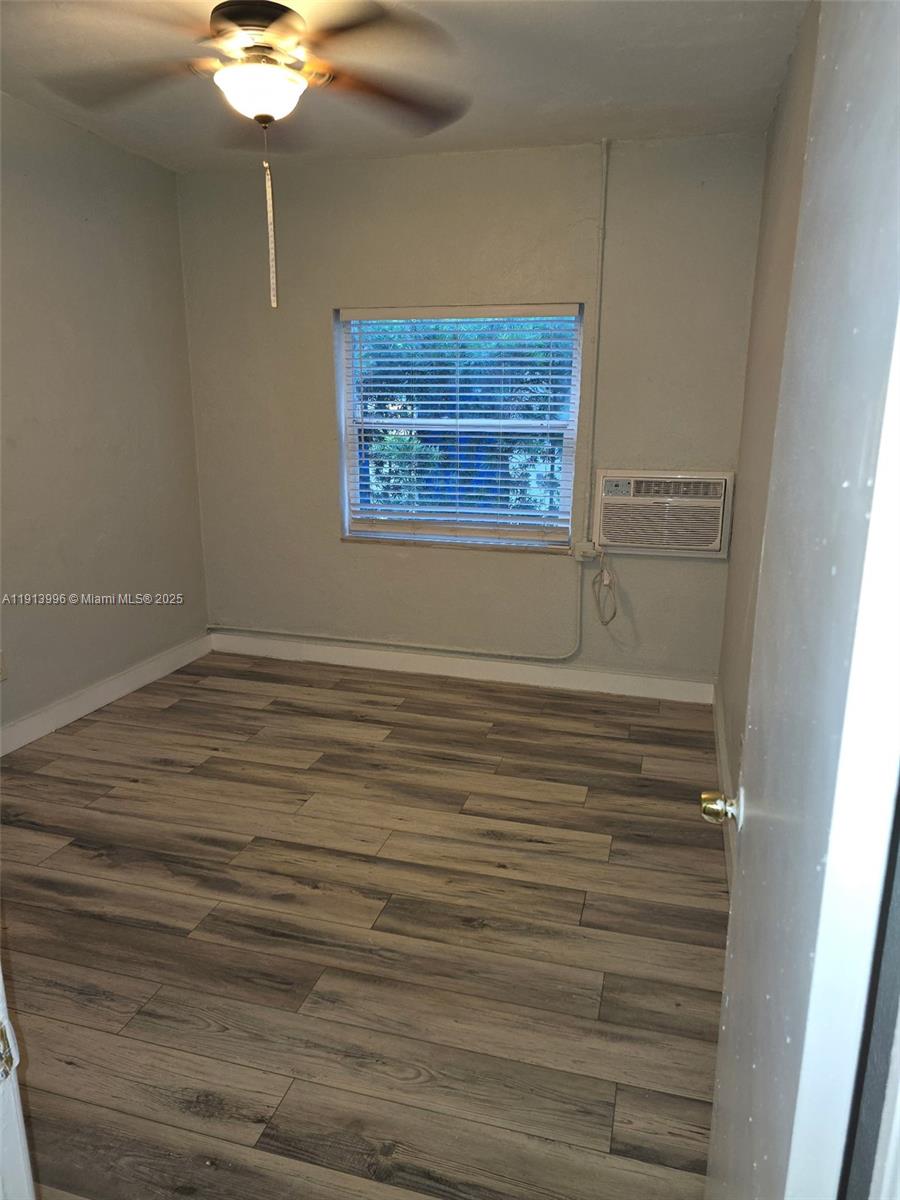 CARMEL VILLAS CONDO - Residential Lease