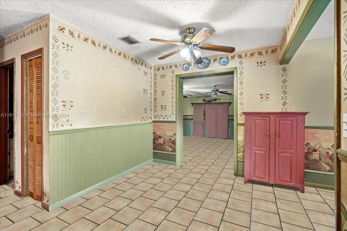 PALMLAND HOMES SOUTH NO 4 - Residential