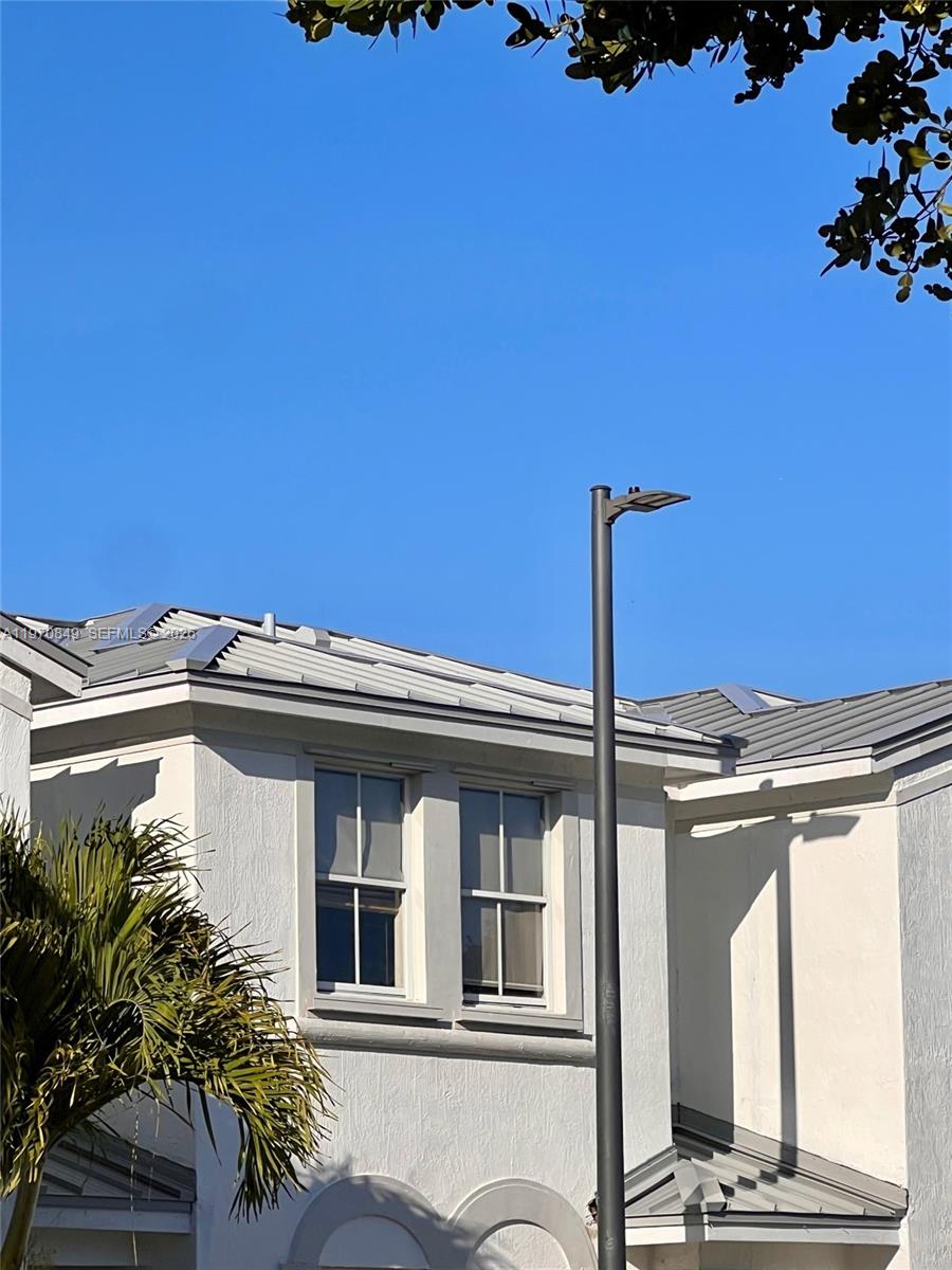 VILLAS AT NAUTICA THREE C - Residential