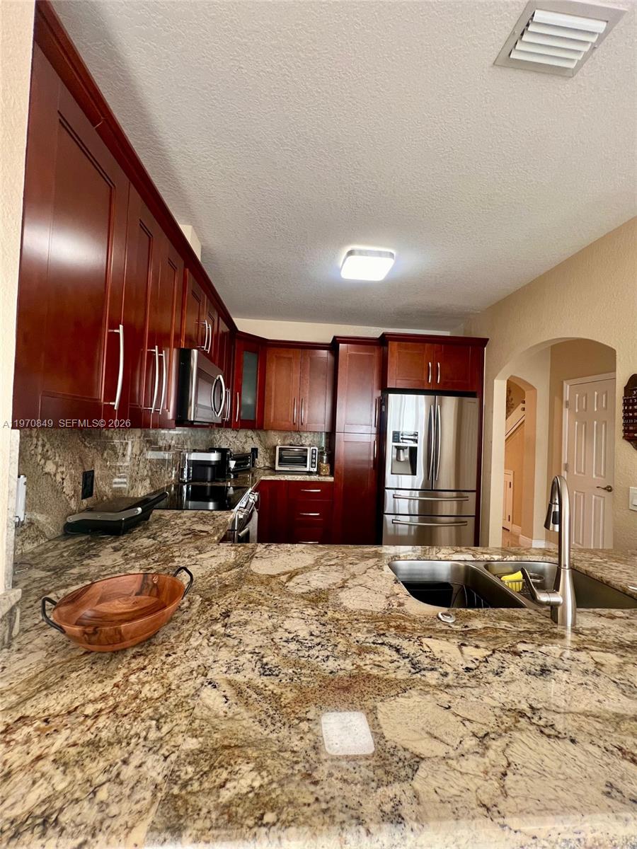 VILLAS AT NAUTICA THREE C - Residential