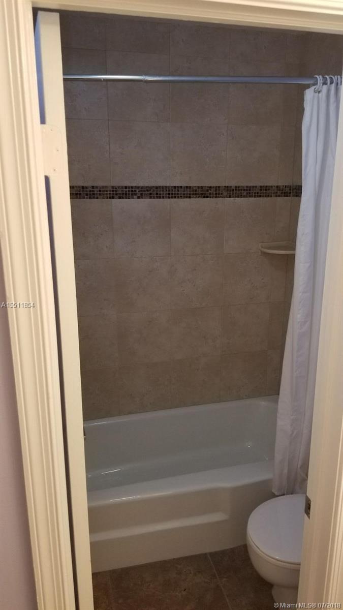 BAY COLONY CLUB CONDO - Residential Lease