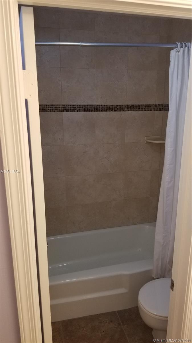 BAY COLONY CLUB CONDO - Residential Lease