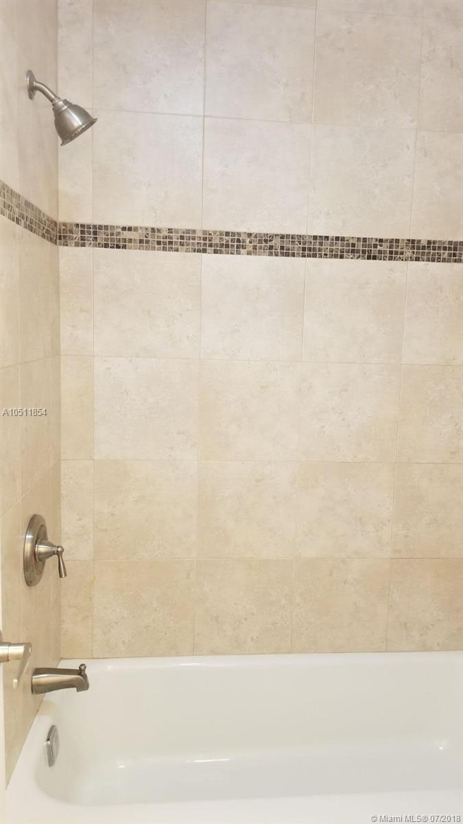 BAY COLONY CLUB CONDO - Residential Lease