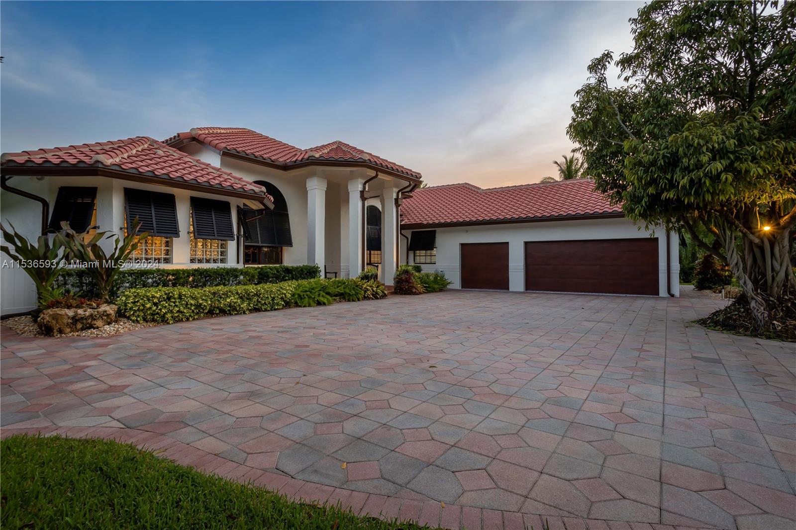 CRYSTAL GROVE ESTATES - Residential