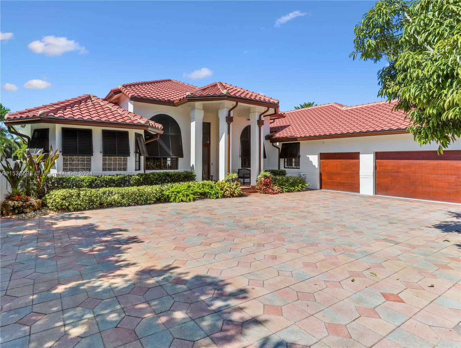 CRYSTAL GROVE ESTATES - Residential