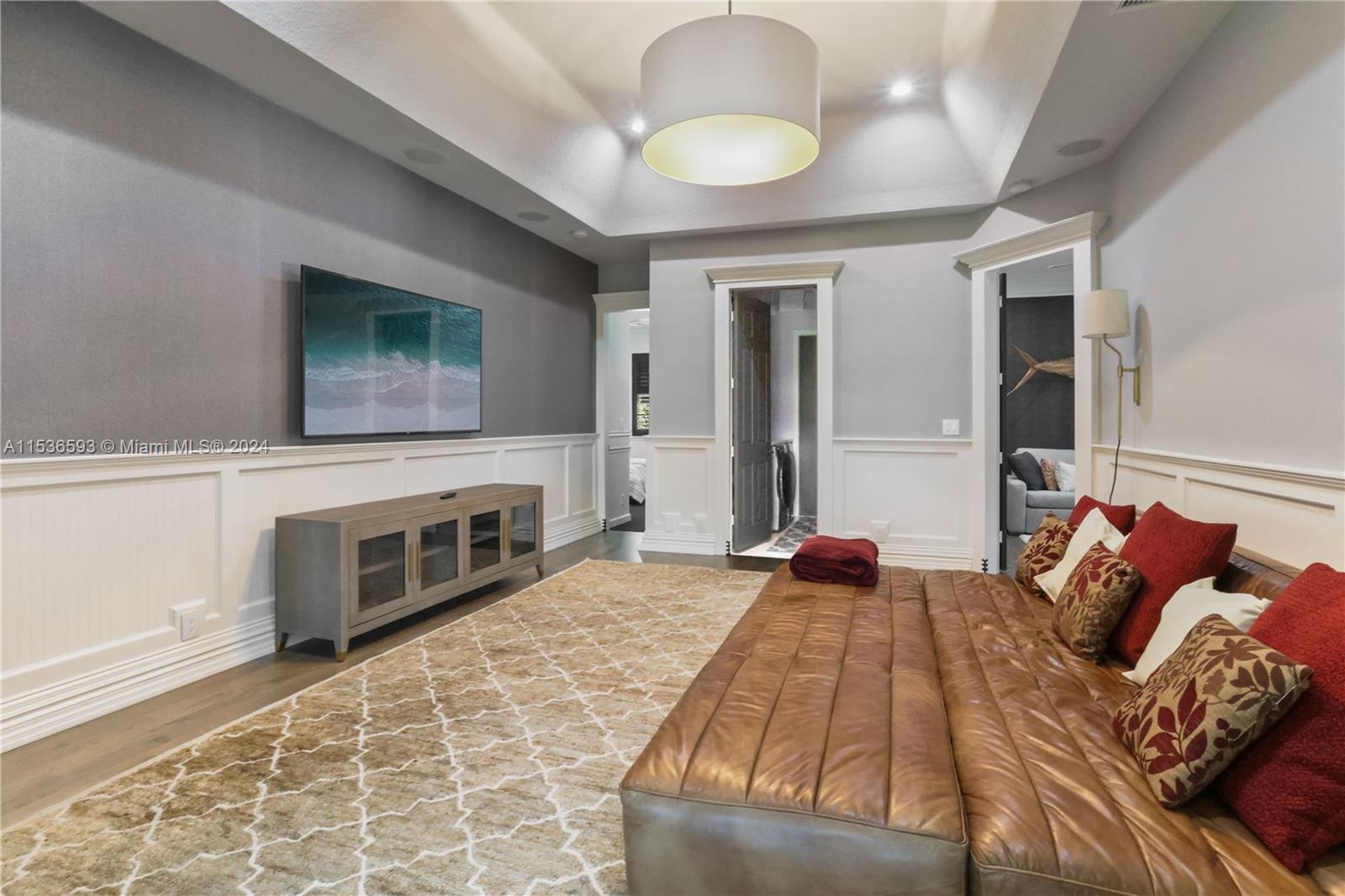 CRYSTAL GROVE ESTATES - Residential