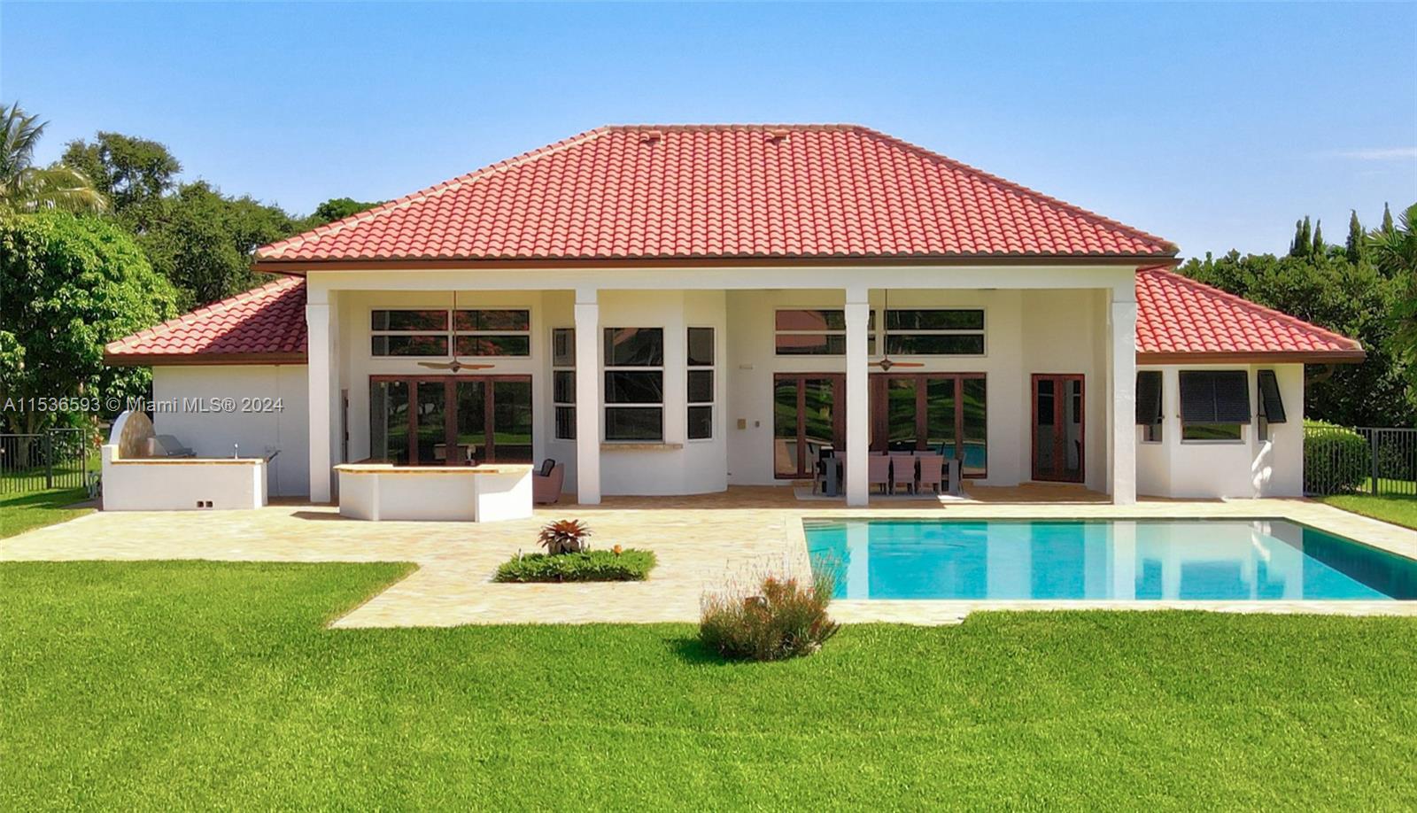 CRYSTAL GROVE ESTATES - Residential