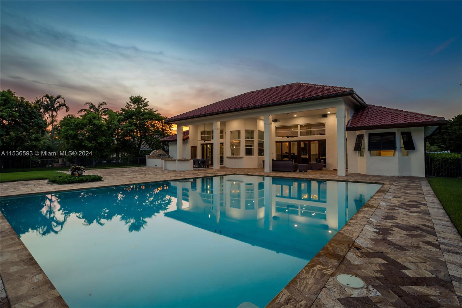 CRYSTAL GROVE ESTATES - Residential