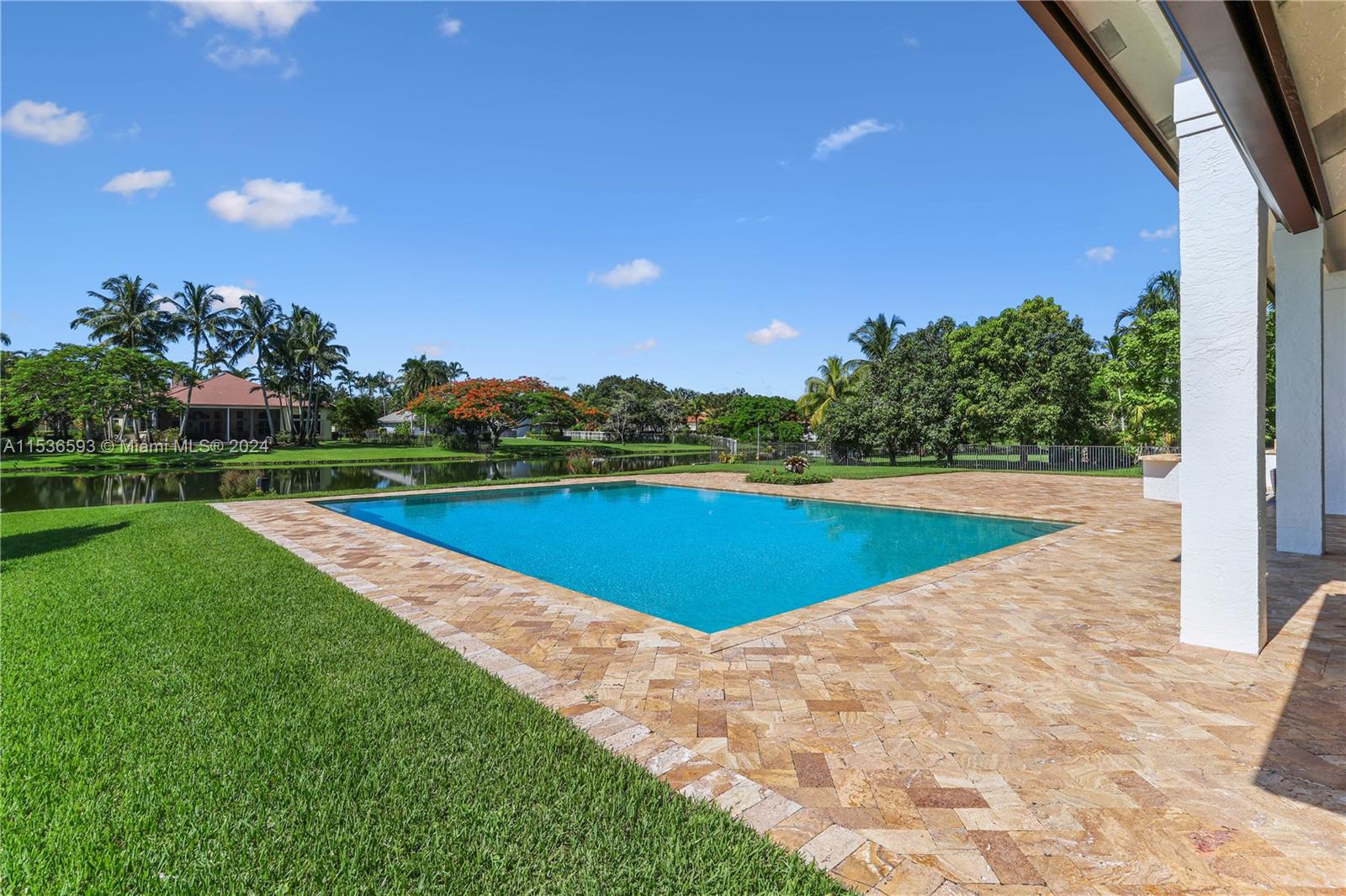 CRYSTAL GROVE ESTATES - Residential