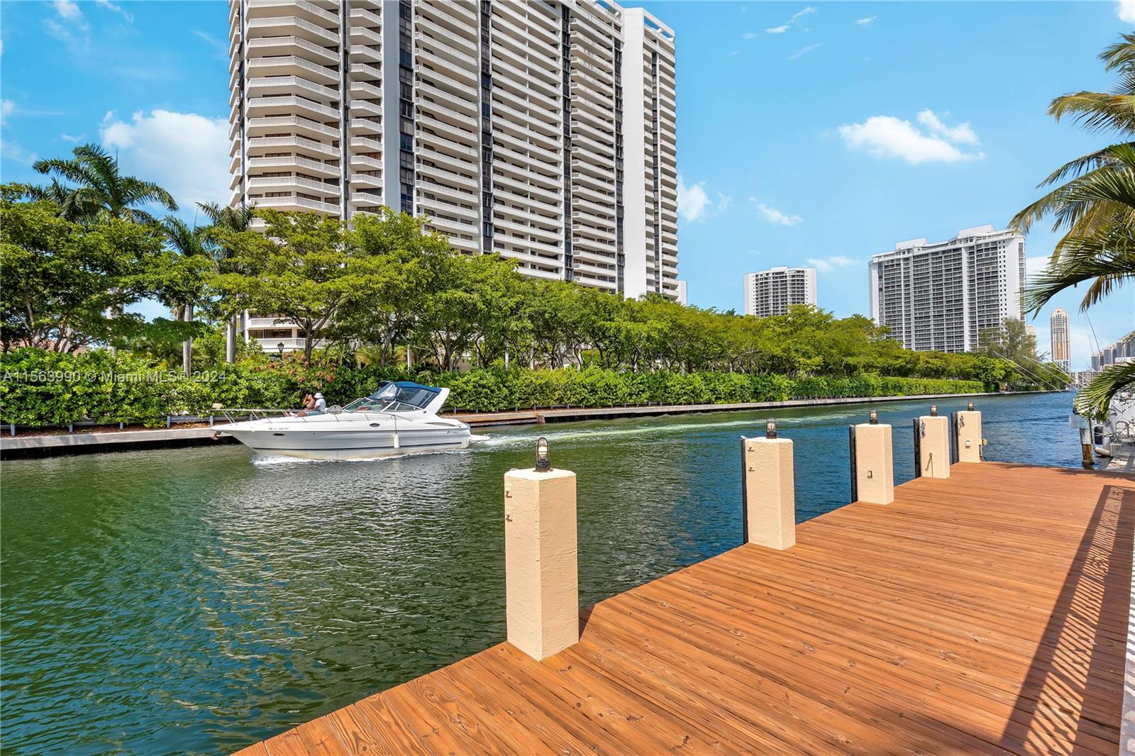 EASTERN SHORES 1ST ADDN - Residential