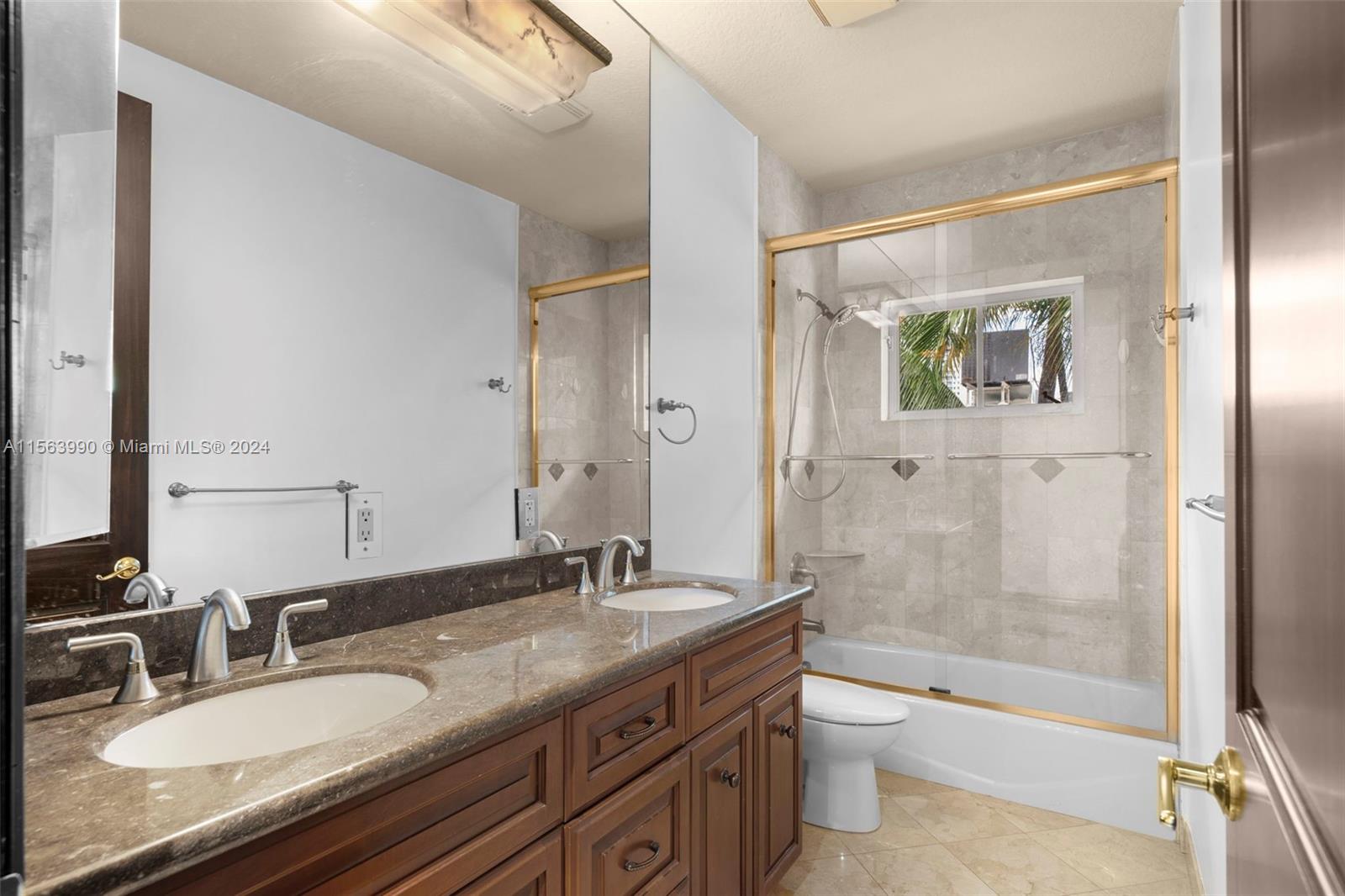 EASTERN SHORES 1ST ADDN - Residential