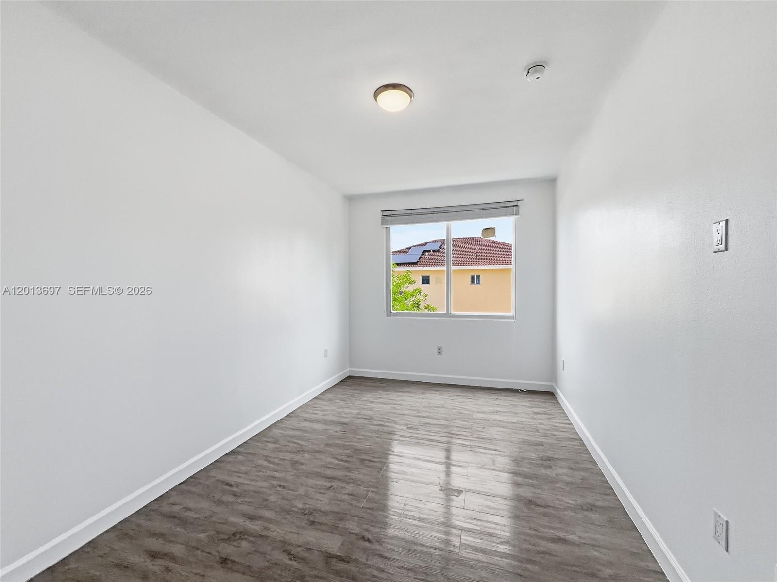 VITRAN AT NARANJA ESTATES - Residential Lease