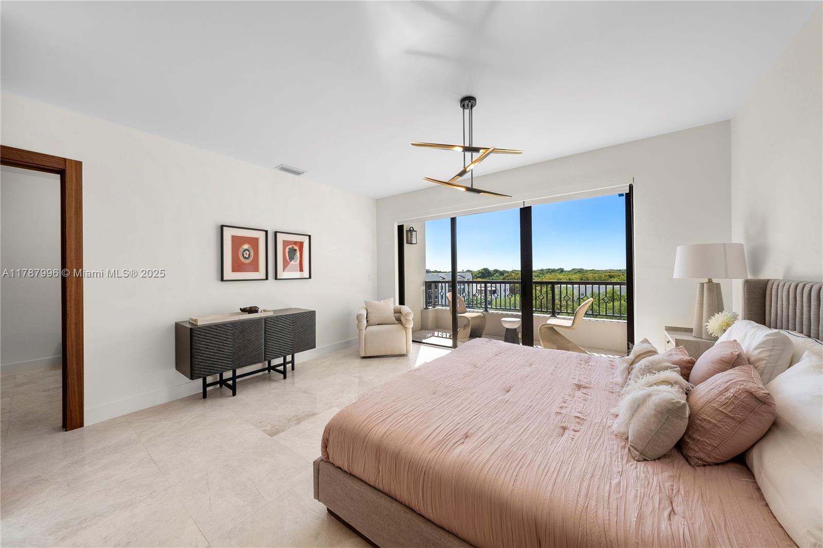 CORAL GABLES BILTMORE SEC - Residential Lease