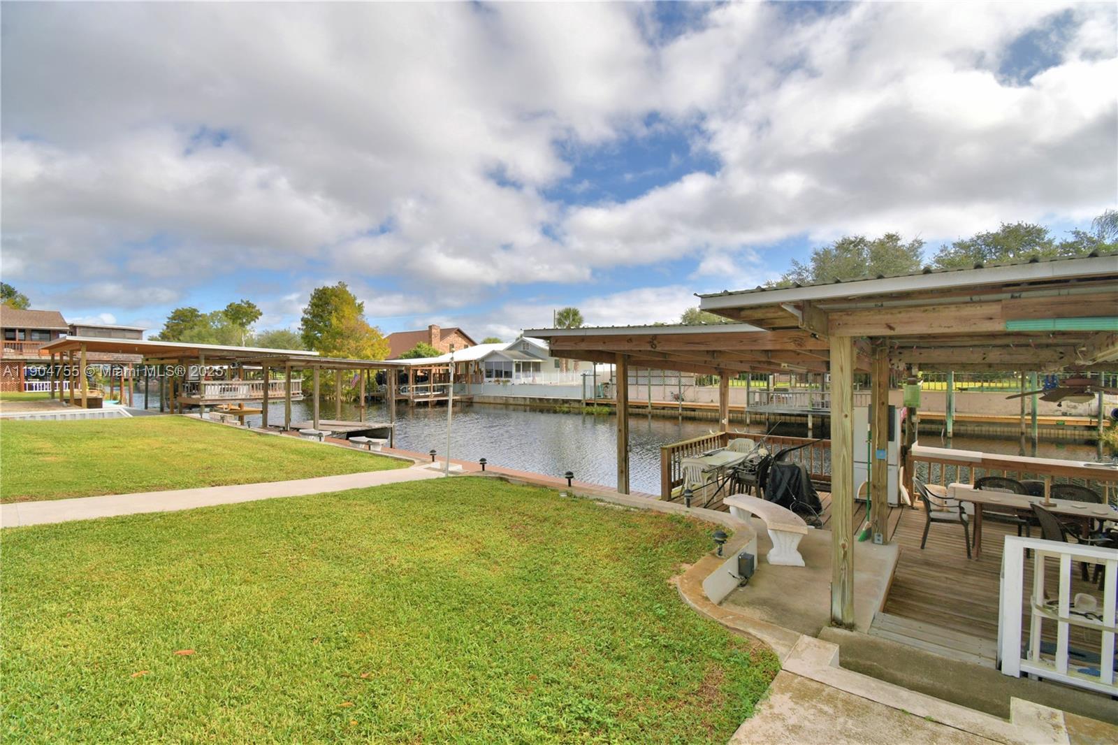 Hatchineha Estates - Residential