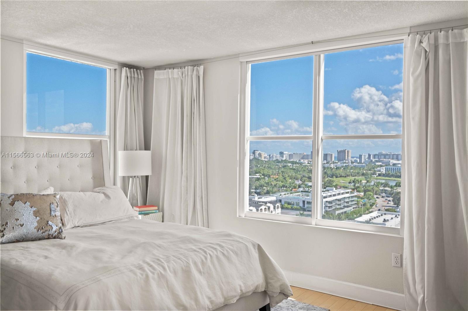 Rental Property at 1800 Sunset Harbour Dr 1815, Miami Beach, Miami-Dade County, Florida - Bedrooms: 2 
Bathrooms: 2  - $6,100 MO.