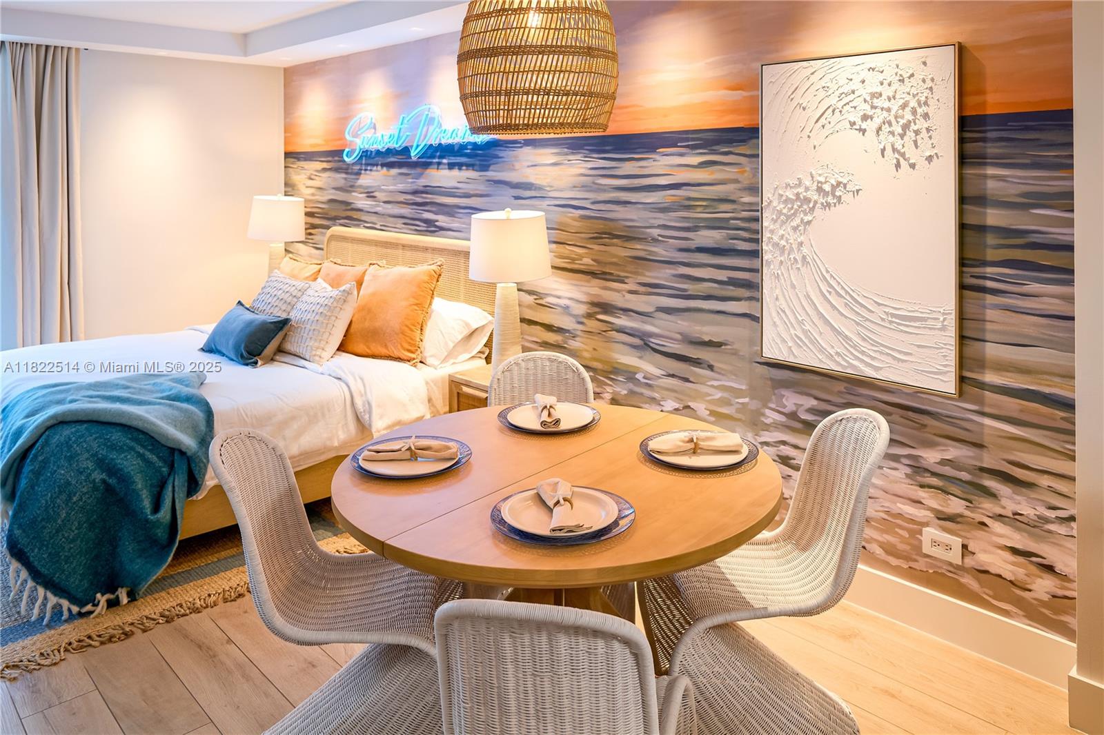 RONEY PALACE CONDO - Residential