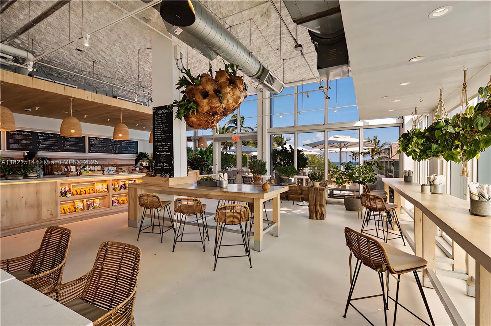 RONEY PALACE CONDO - Residential