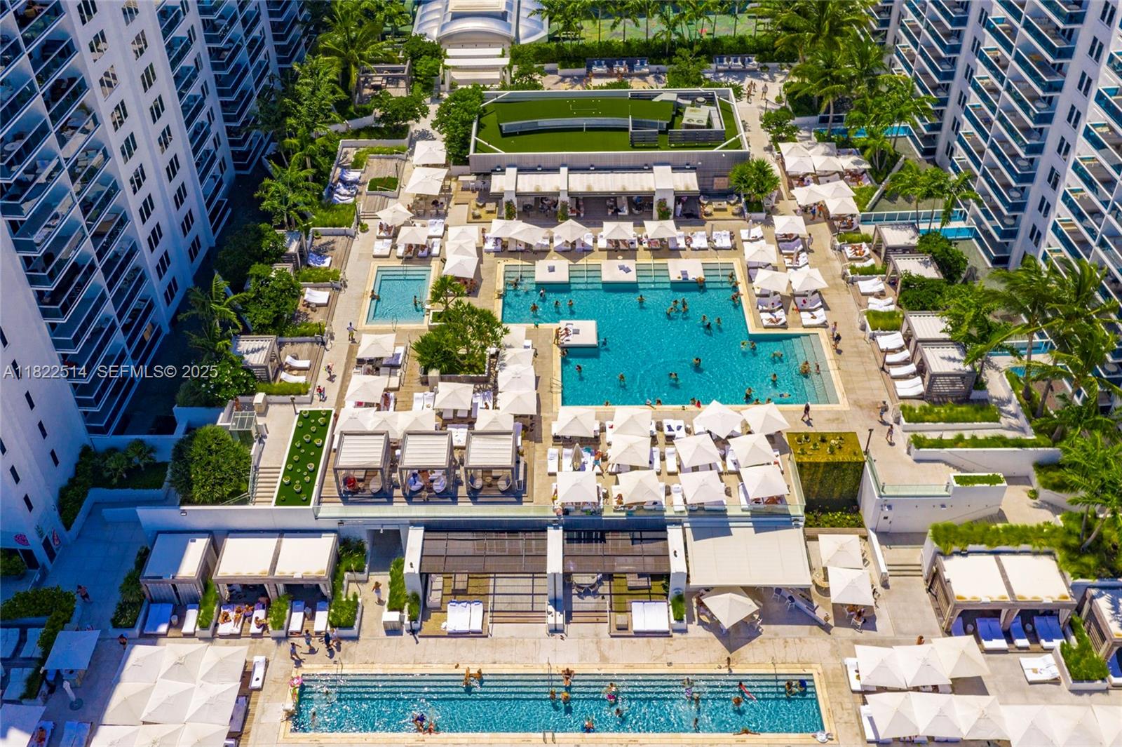 RONEY PALACE CONDO - Residential