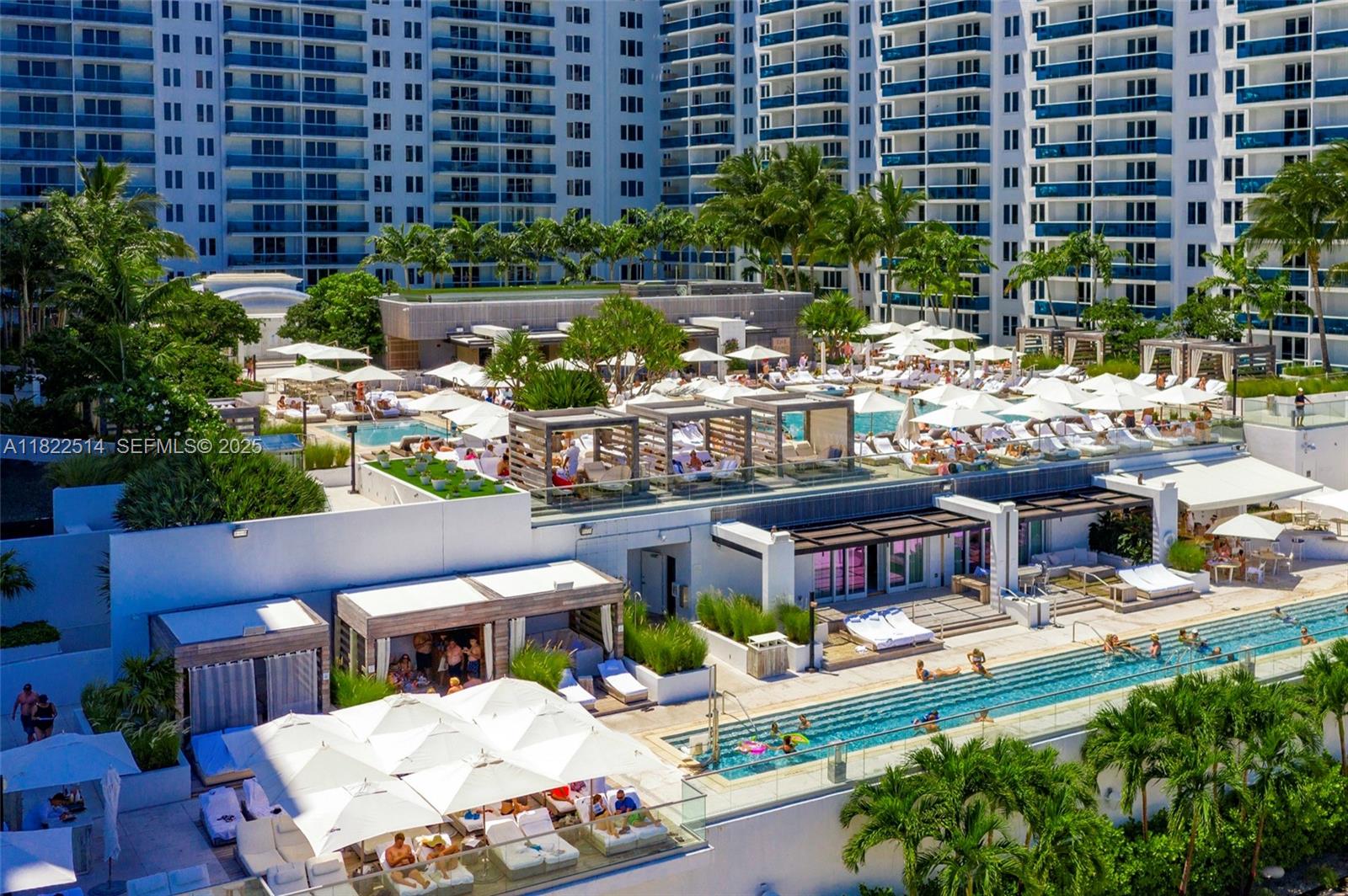 RONEY PALACE CONDO - Residential