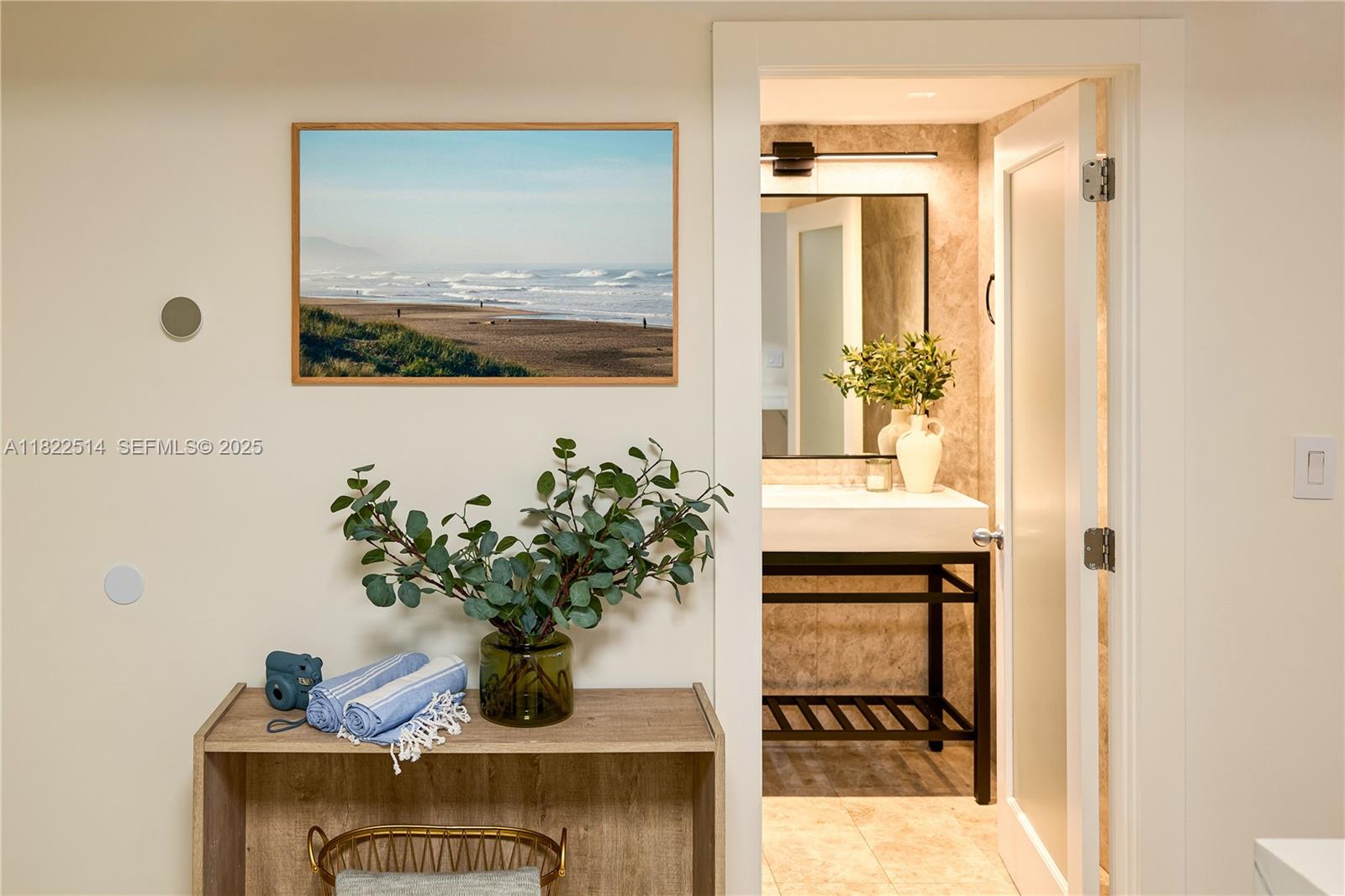 RONEY PALACE CONDO - Residential