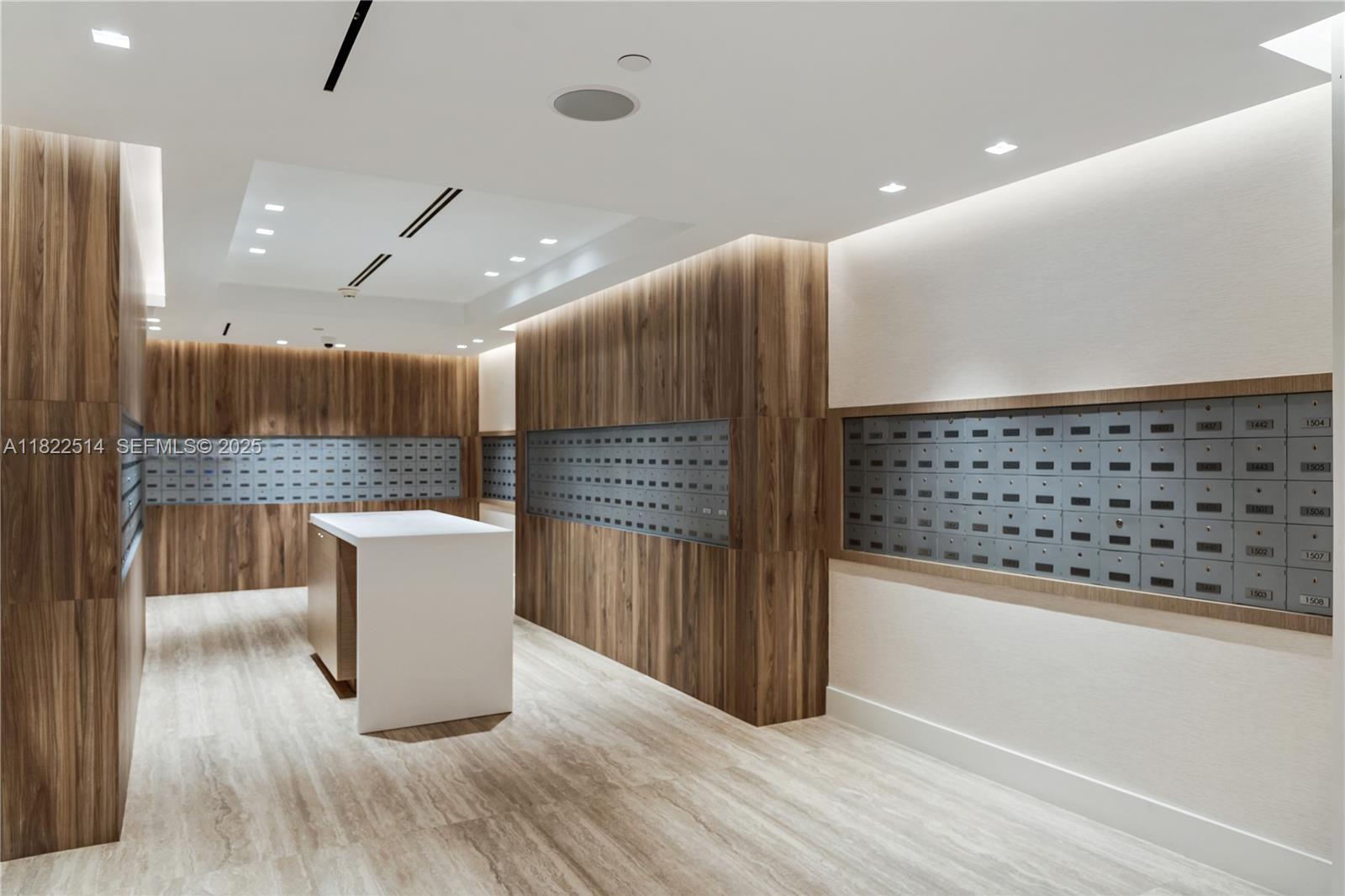 RONEY PALACE CONDO - Residential