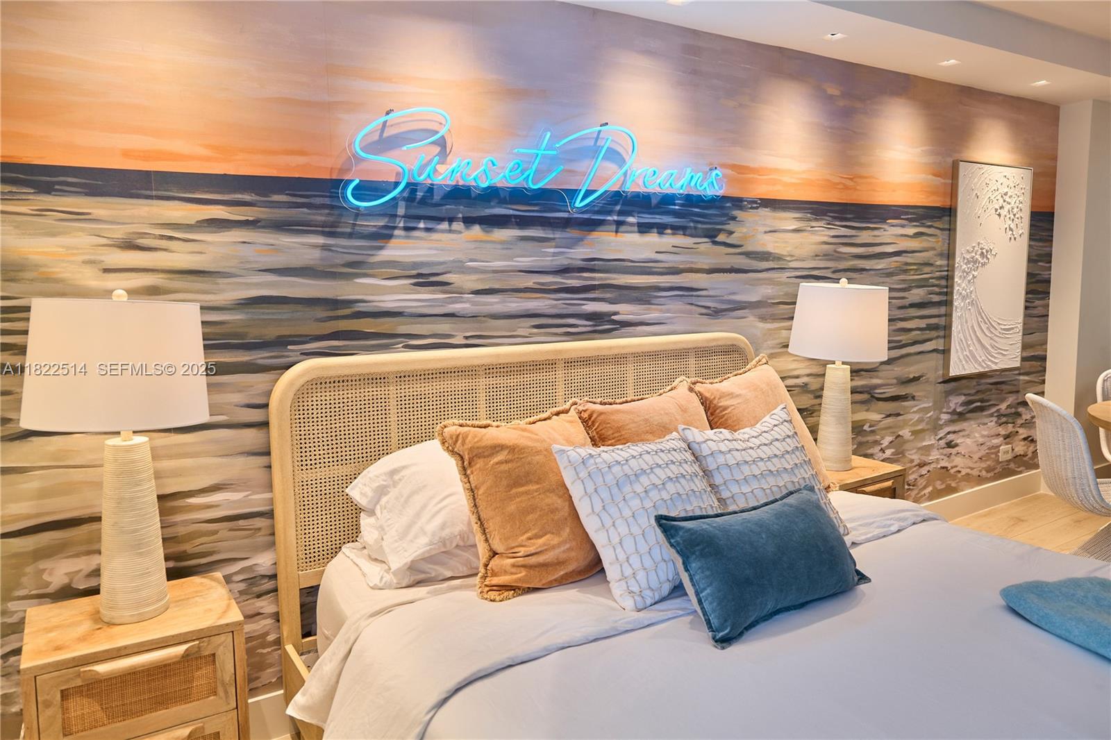 RONEY PALACE CONDO - Residential