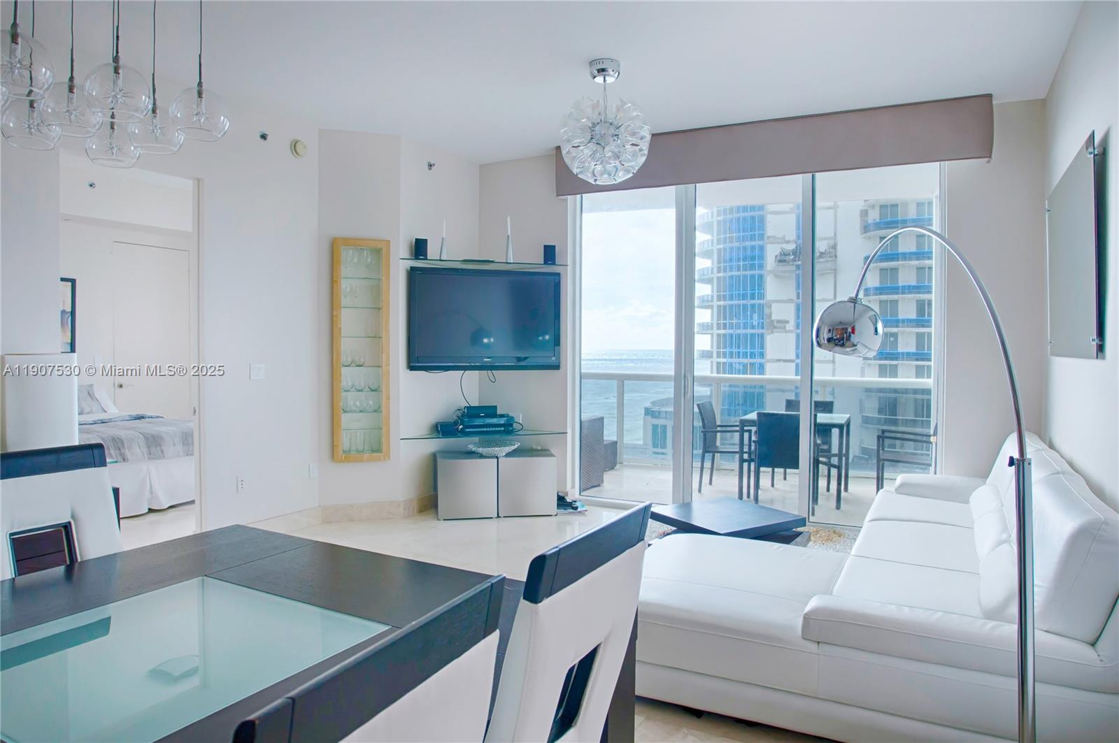 TDR TOWER II CONDO - Residential Lease