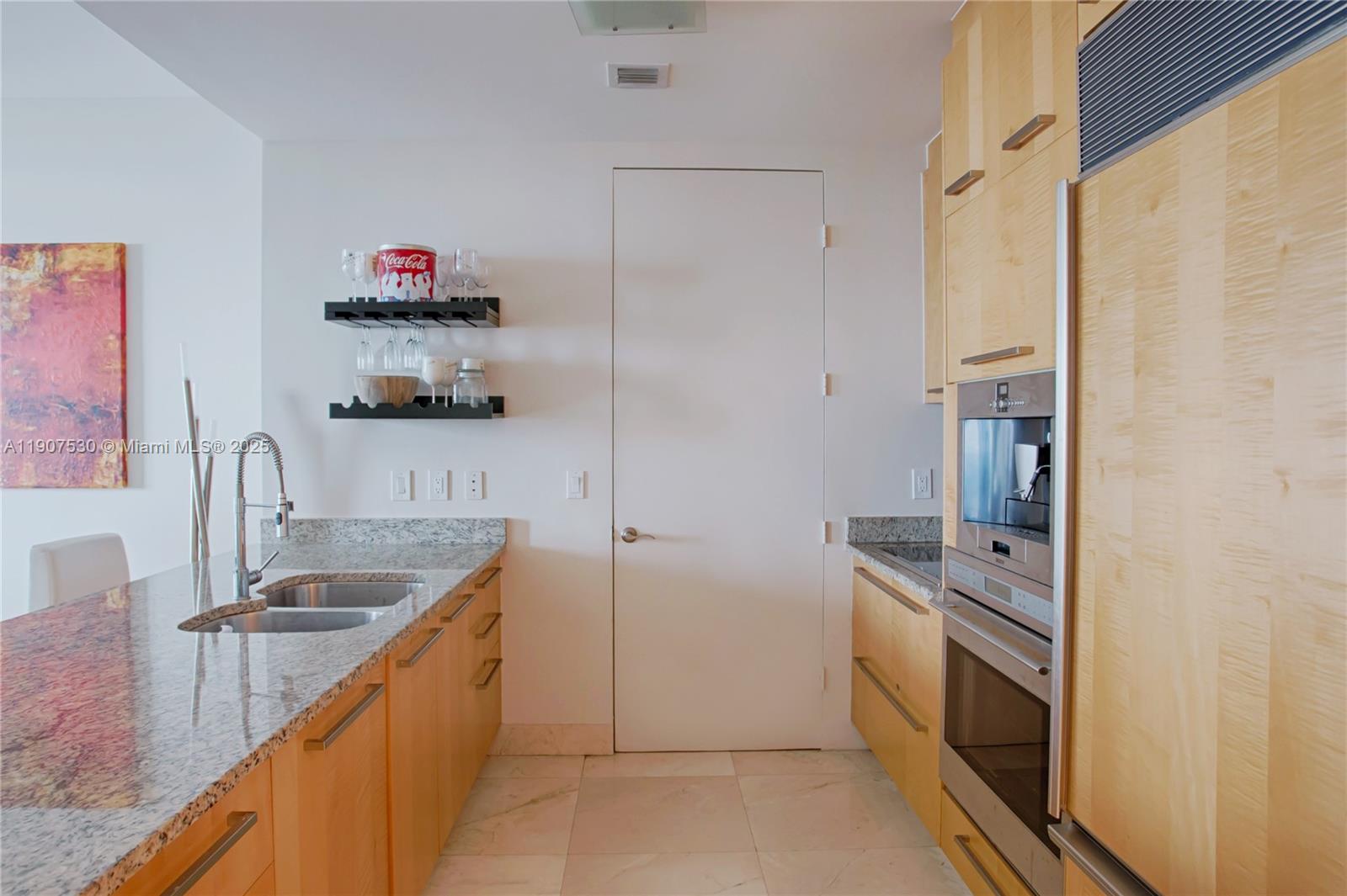 TDR TOWER II CONDO - Residential Lease