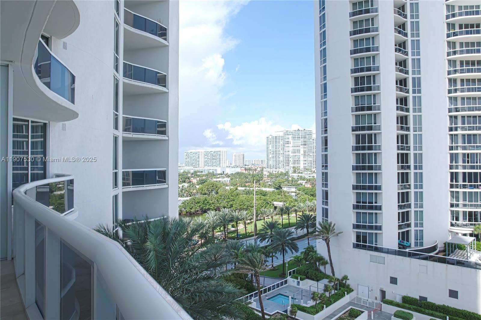 TDR TOWER II CONDO - Residential Lease