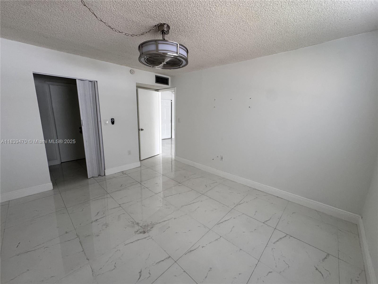 15650 SW 80th St F-105