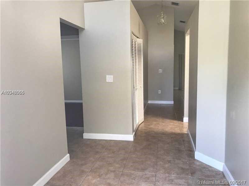 DEERWOOD PART IV - Residential Lease