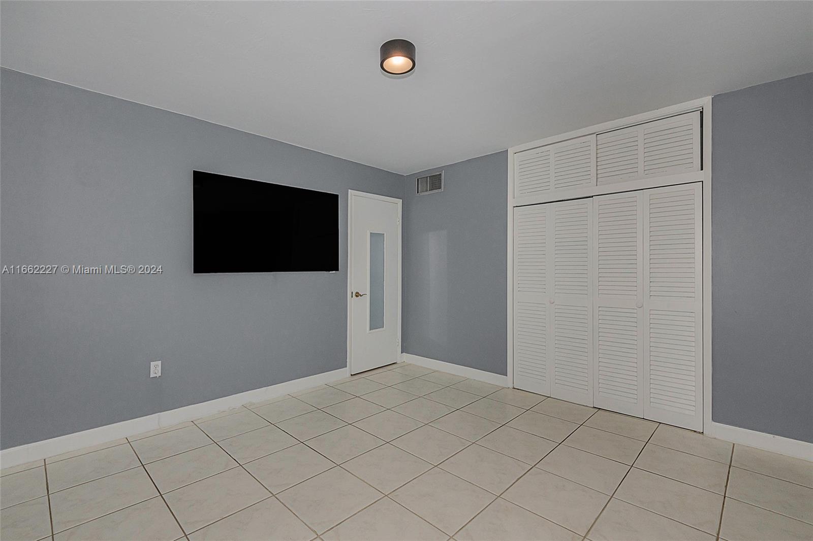 LENOX TOWERS CONDO - Residential