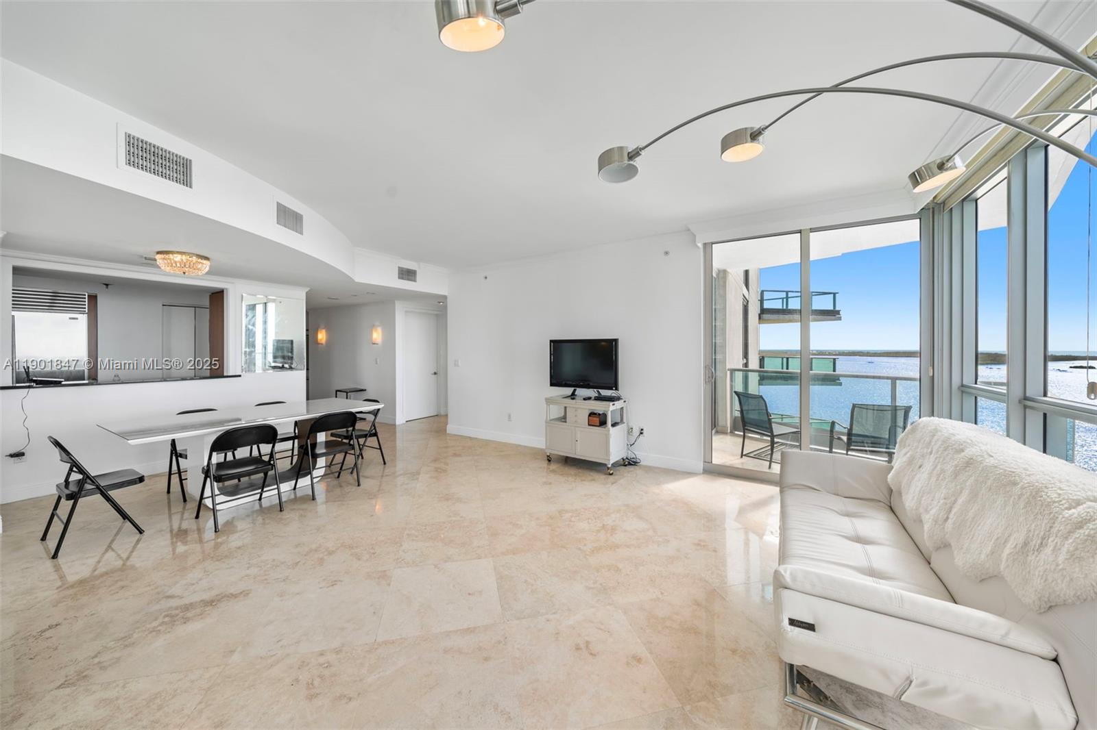 JADE RESIDENCES AT BRICKE - Residential