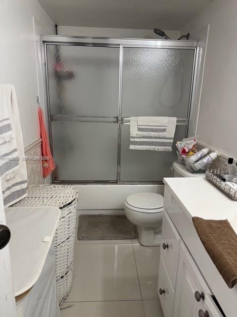 CARLTON BAY CONDO - Residential