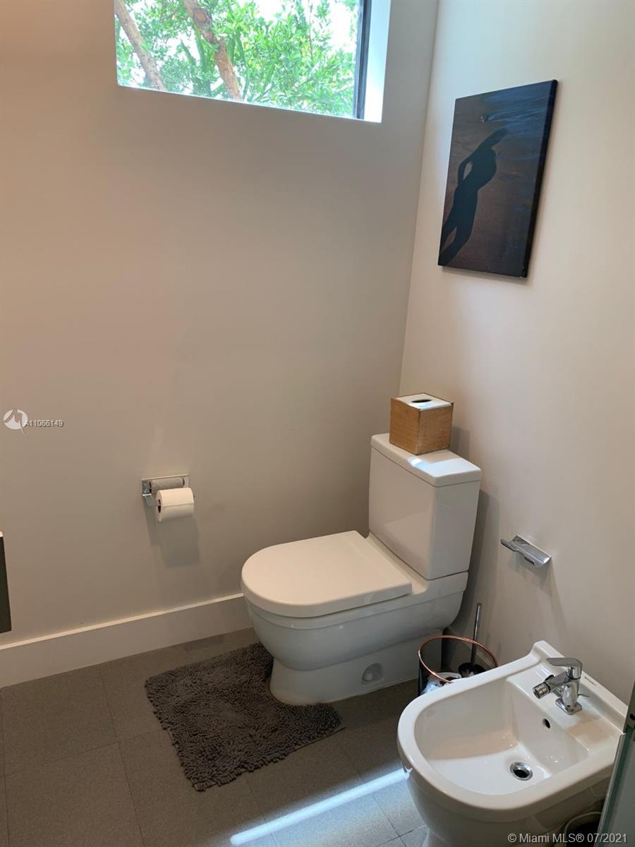 BISCAYNE KEY ESTATES - Residential