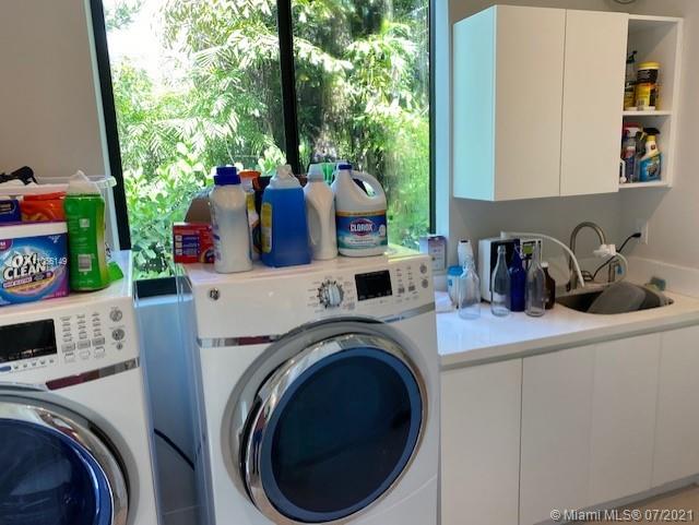 BISCAYNE KEY ESTATES - Residential