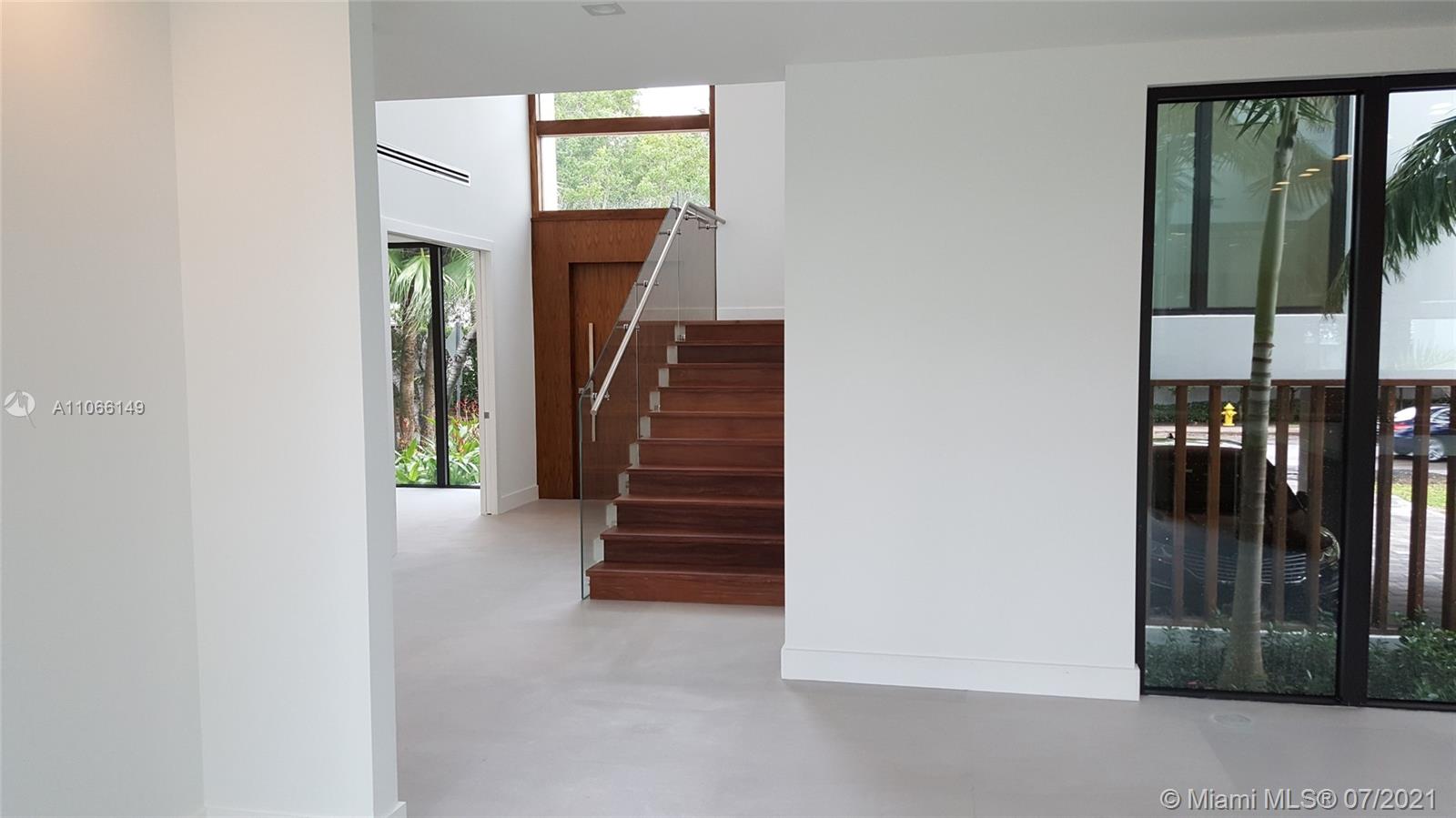 BISCAYNE KEY ESTATES - Residential