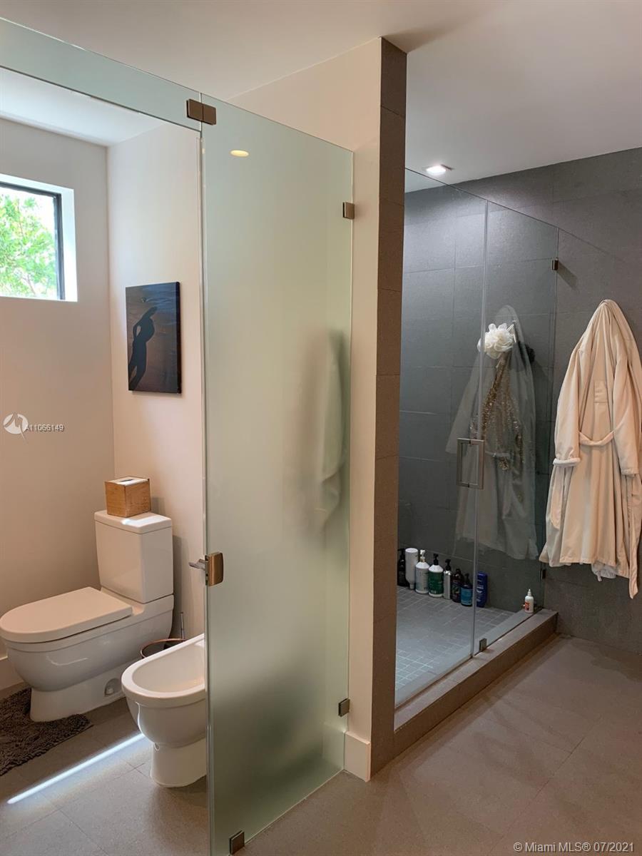 BISCAYNE KEY ESTATES - Residential