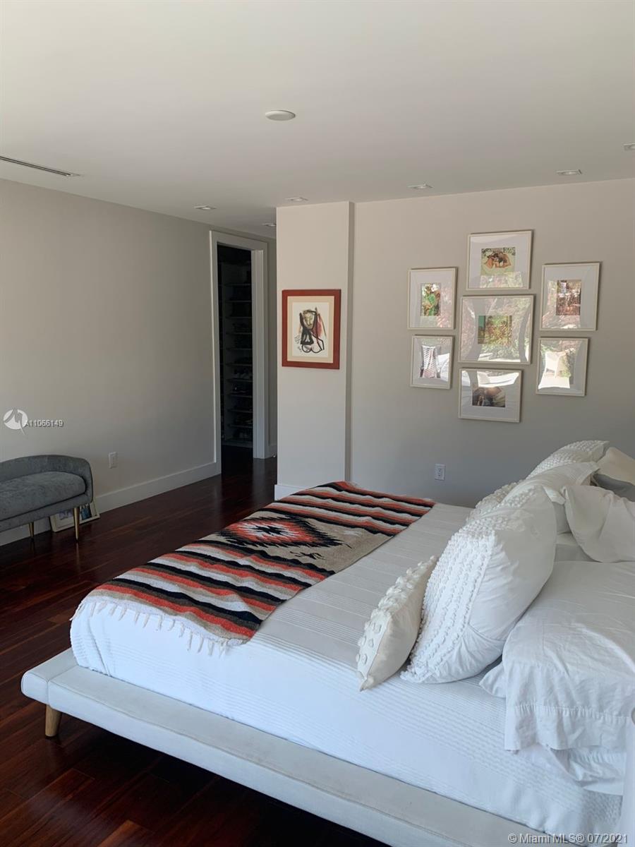 BISCAYNE KEY ESTATES - Residential