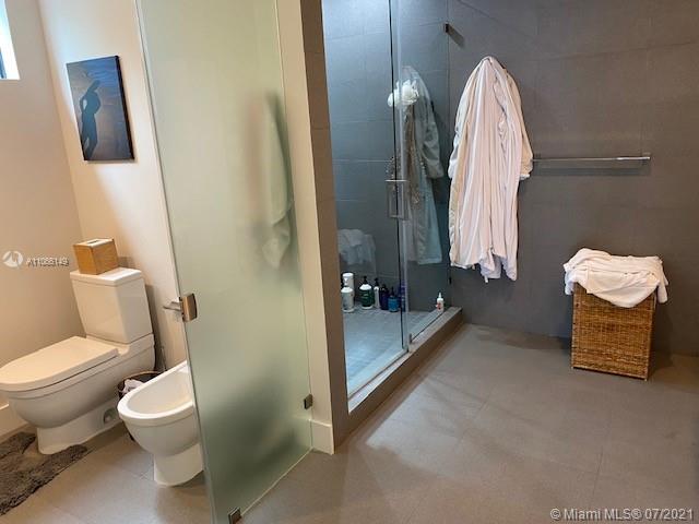 BISCAYNE KEY ESTATES - Residential