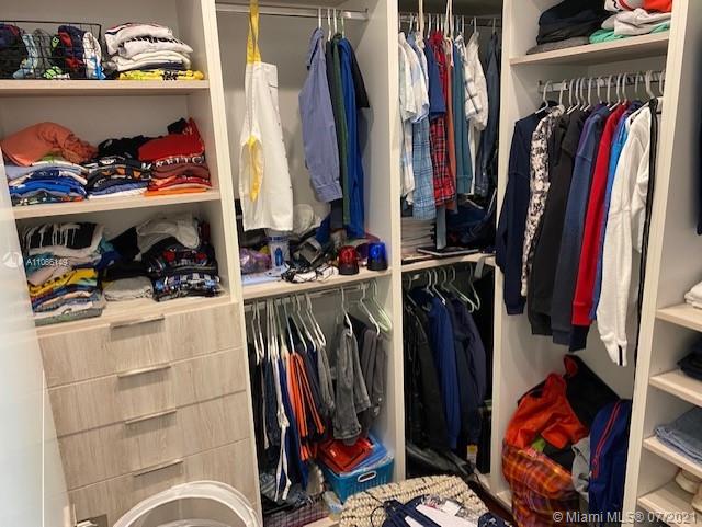 BISCAYNE KEY ESTATES - Residential