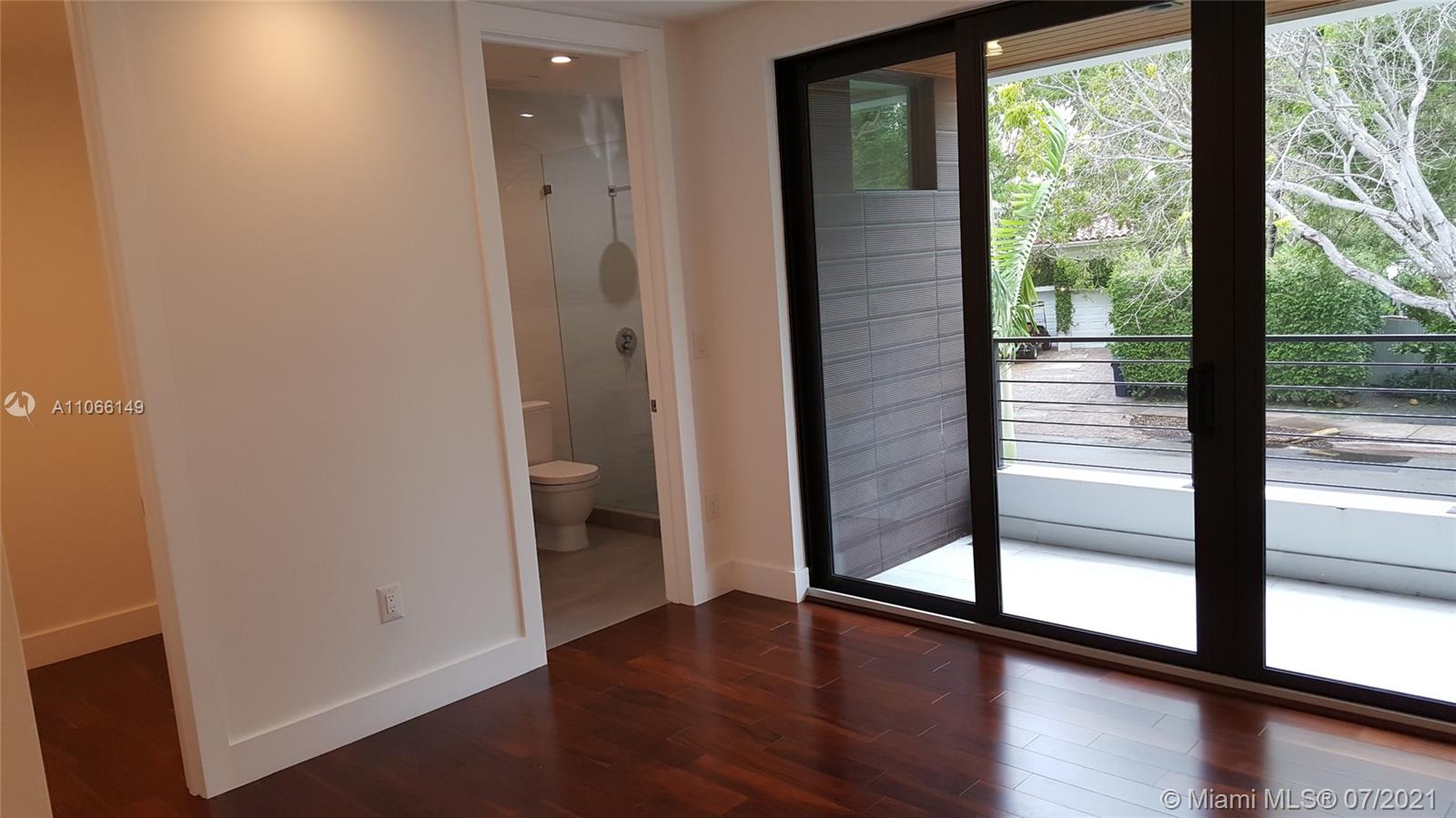 BISCAYNE KEY ESTATES - Residential