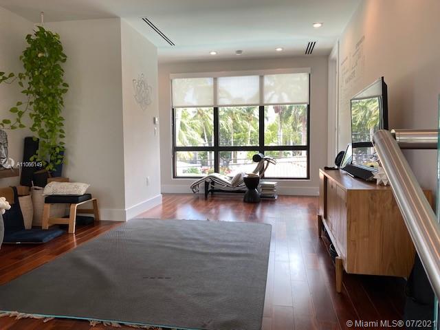 BISCAYNE KEY ESTATES - Residential