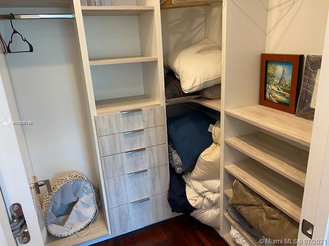 BISCAYNE KEY ESTATES - Residential