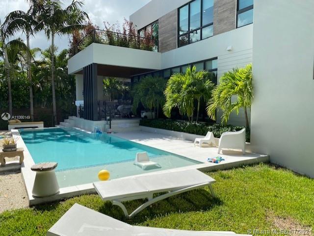 BISCAYNE KEY ESTATES - Residential