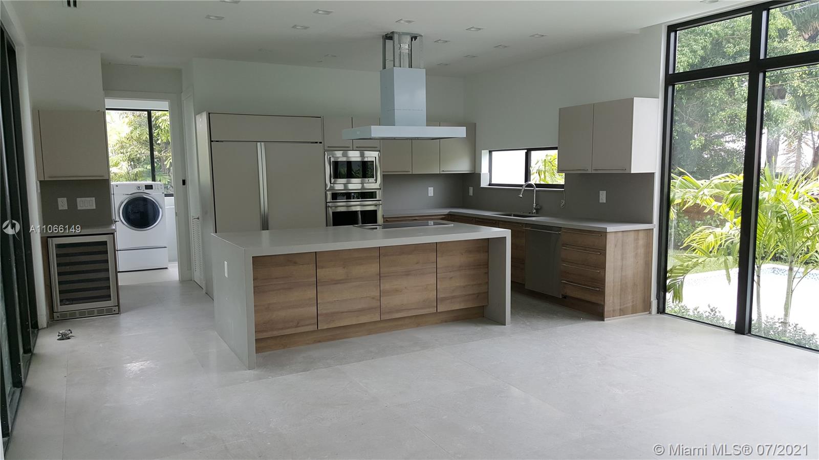 BISCAYNE KEY ESTATES - Residential