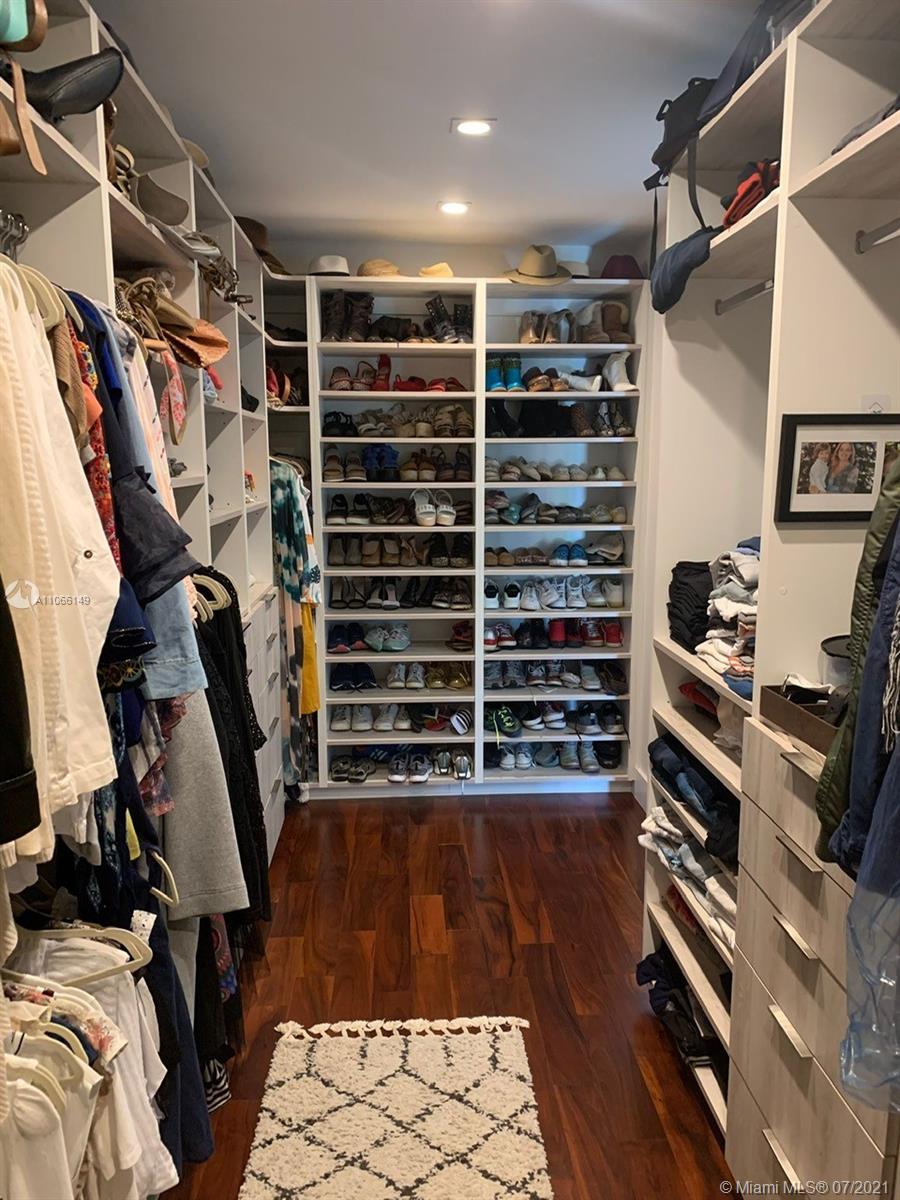 BISCAYNE KEY ESTATES - Residential