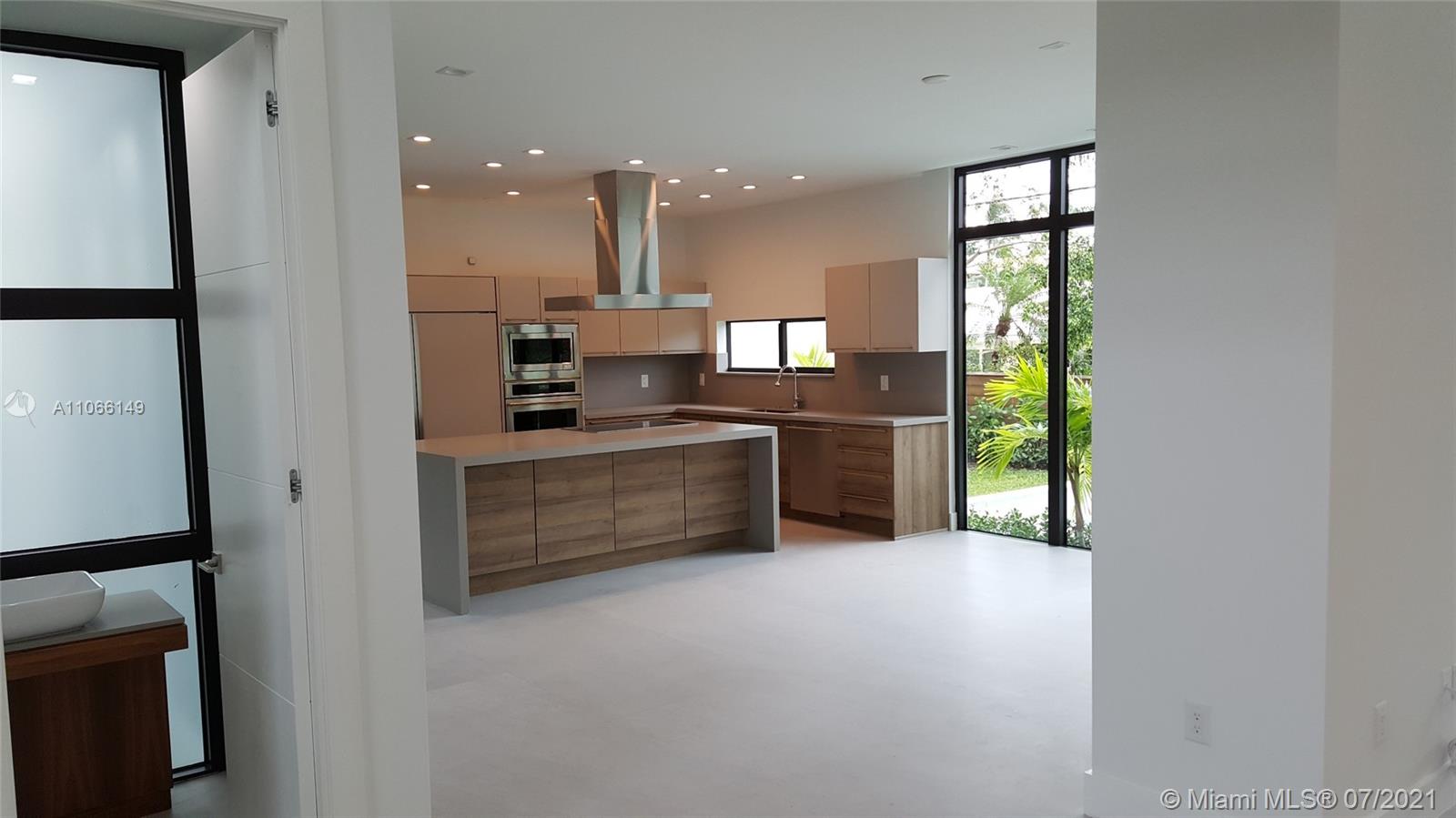 BISCAYNE KEY ESTATES - Residential