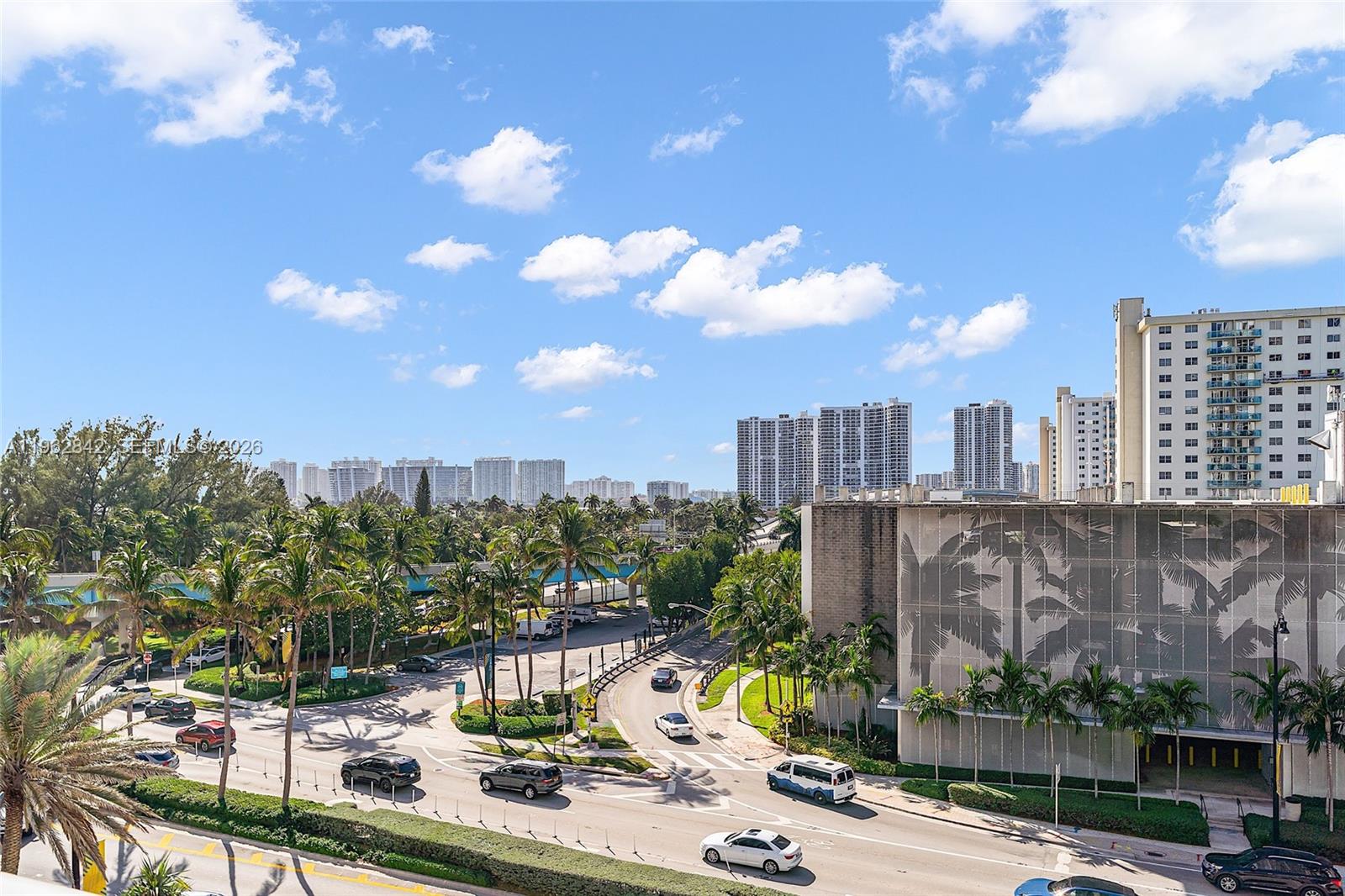 THE AVENTURA BEACH CLUB C - Residential